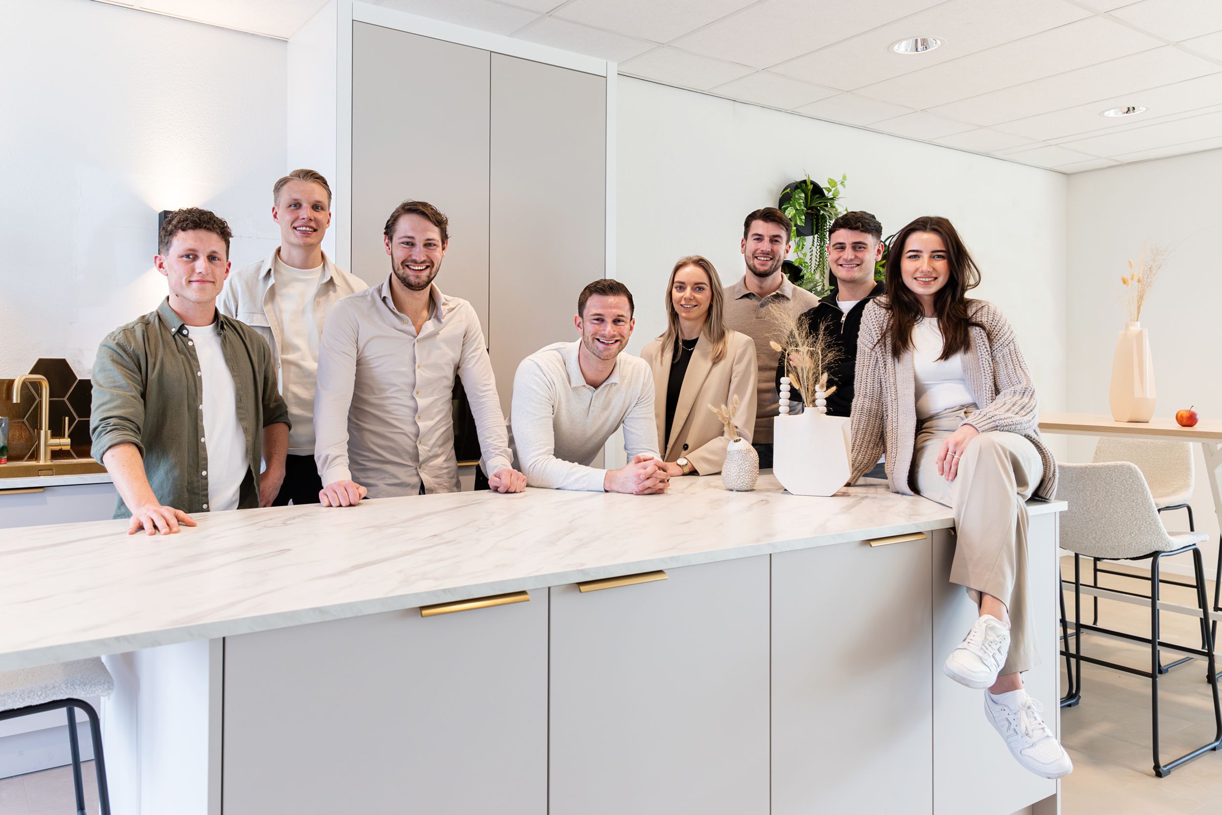 Team-Heyu-2.jpg