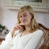 julia van der lingen.jpeg
